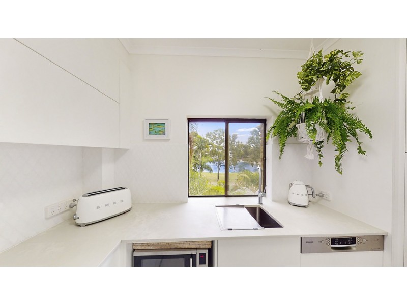 4,95 Noosa Parade, Noosa Heads QLD 4567