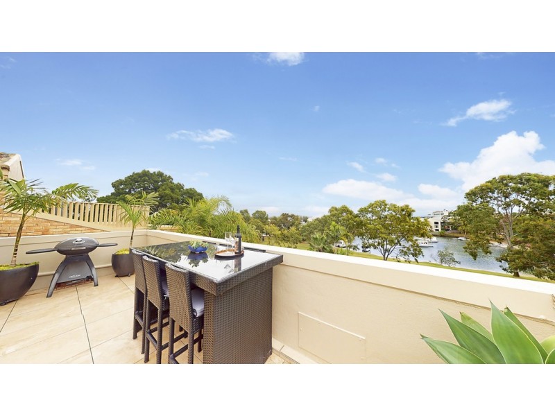 4,95 Noosa Parade, Noosa Heads QLD 4567
