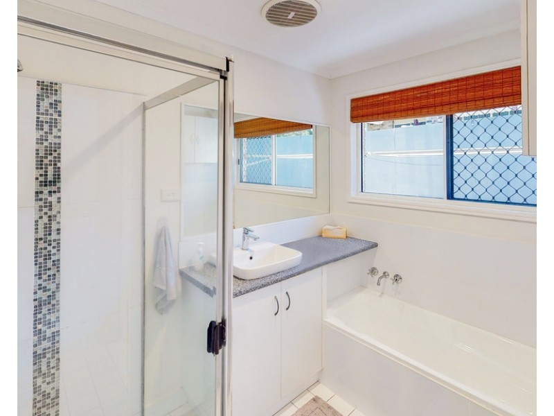 1 Olive Court, Tewantin QLD 4565