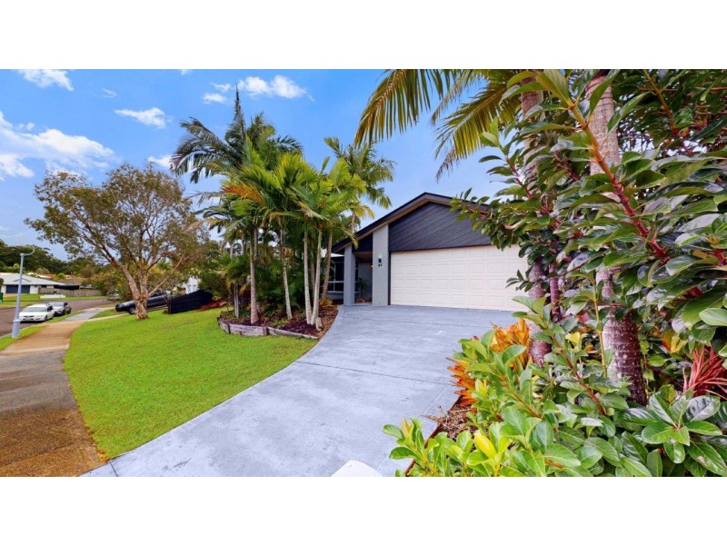 89 Furness Drive, Tewantin QLD 4565