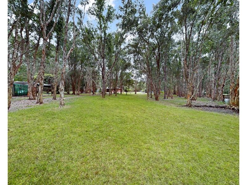 105 Green Gate Road, Cooroibah QLD 4565