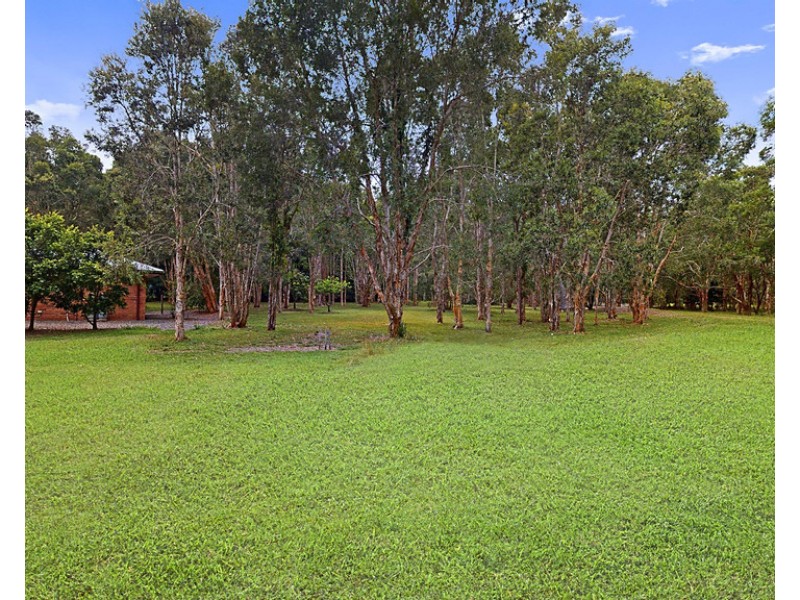 105 Green Gate Road, Cooroibah QLD 4565