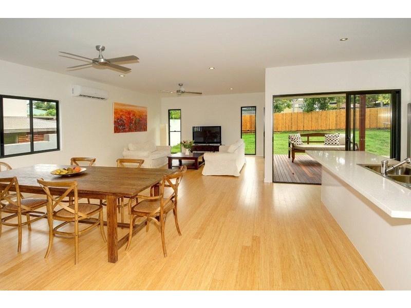 10 Hendry Street, Tewantin QLD 4565