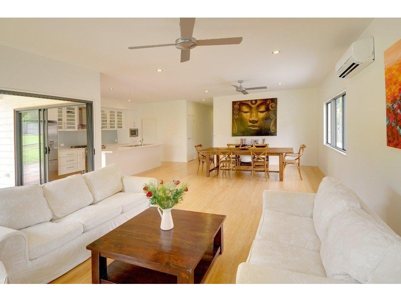 10 Hendry Street, Tewantin QLD 4565