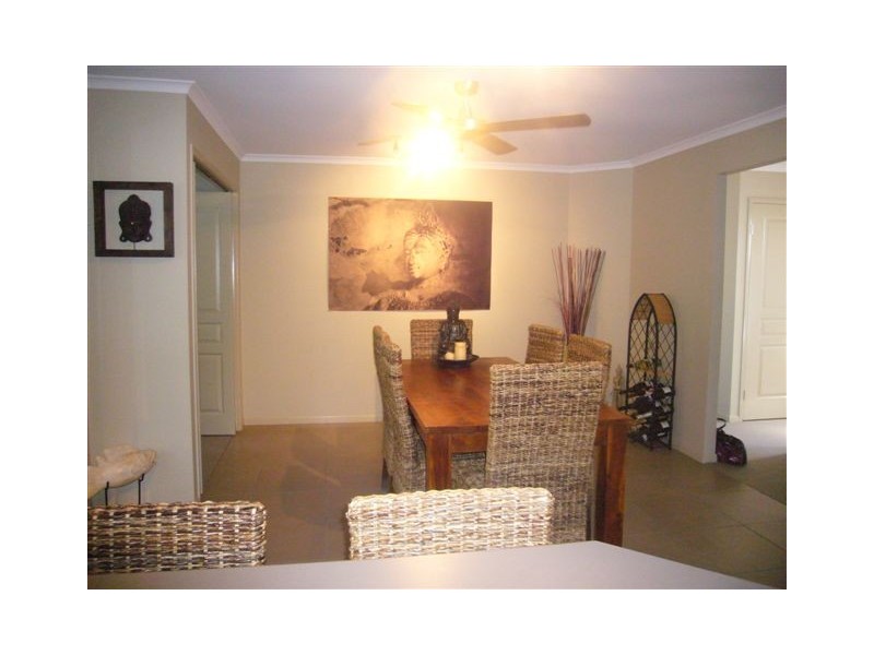 19 Oak Street, Cooroy QLD 4563