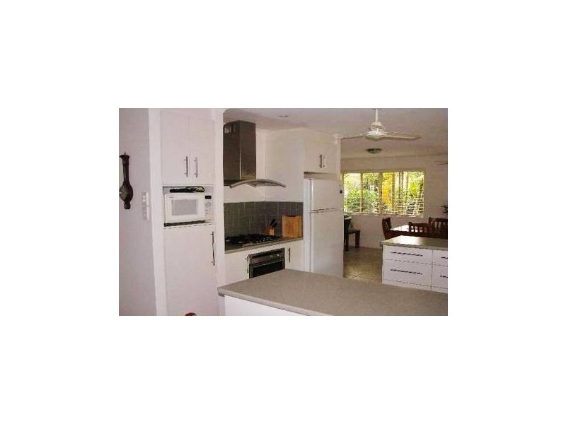 7 Hawk Road, Pomona QLD 4568