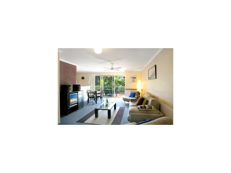 216/4 Lake Weyba Drive, Noosaville QLD 4566