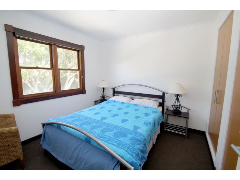 9 Corsair Crescent, Sunrise Beach QLD 4567