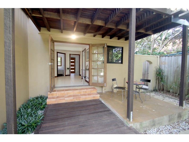 9 Corsair Crescent, Sunrise Beach QLD 4567