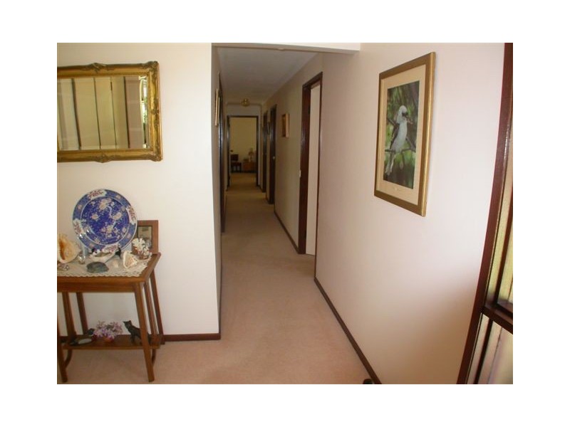 8 Outlook Drive, Tewantin QLD 4565