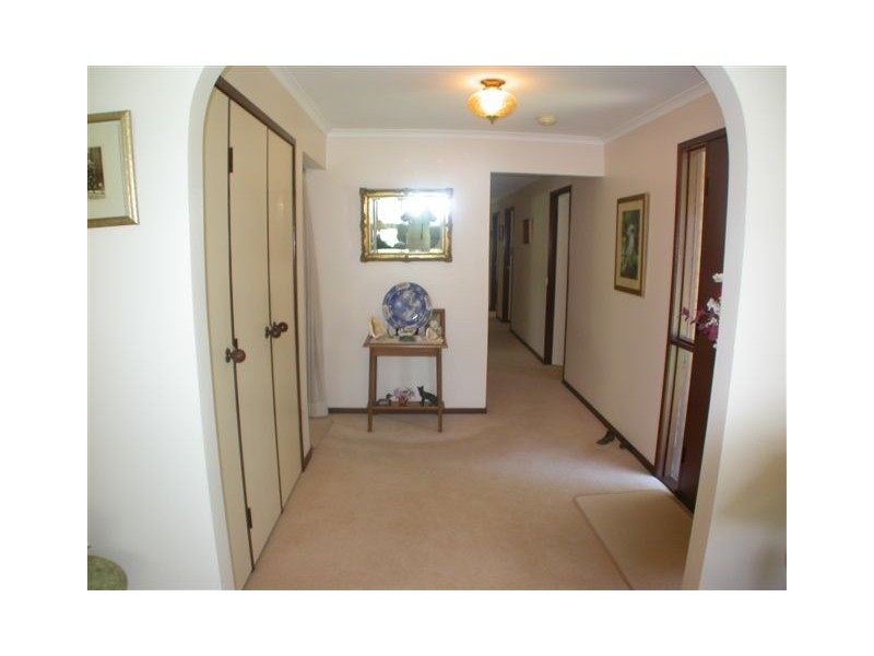 8 Outlook Drive, Tewantin QLD 4565