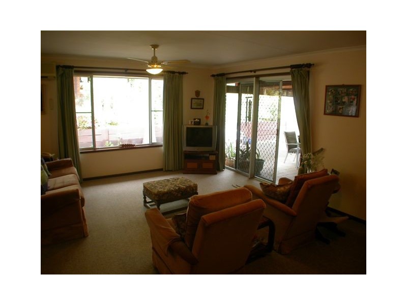 8 Outlook Drive, Tewantin QLD 4565