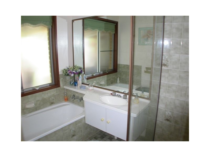 8 Outlook Drive, Tewantin QLD 4565