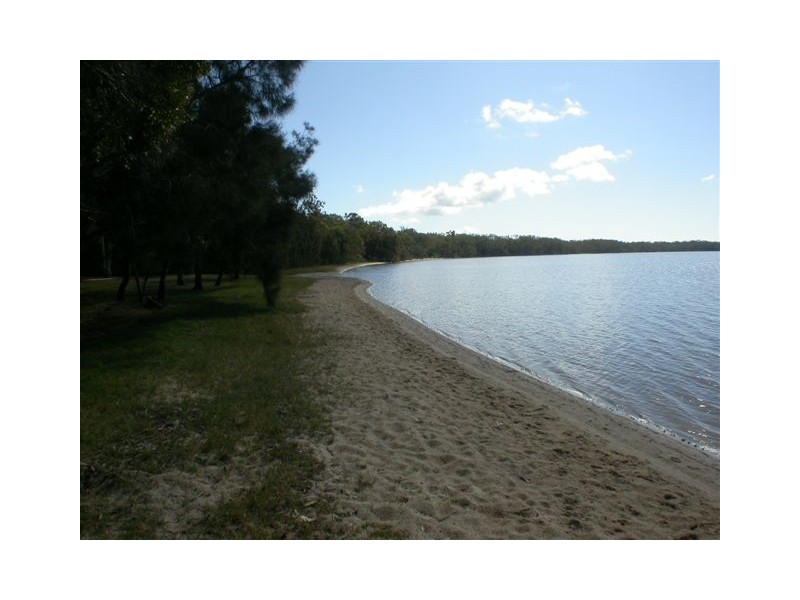 19 Pines Avenue, Cooroibah QLD 4565