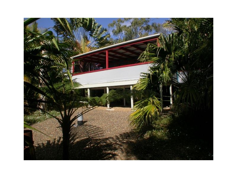 19 Pines Avenue, Cooroibah QLD 4565