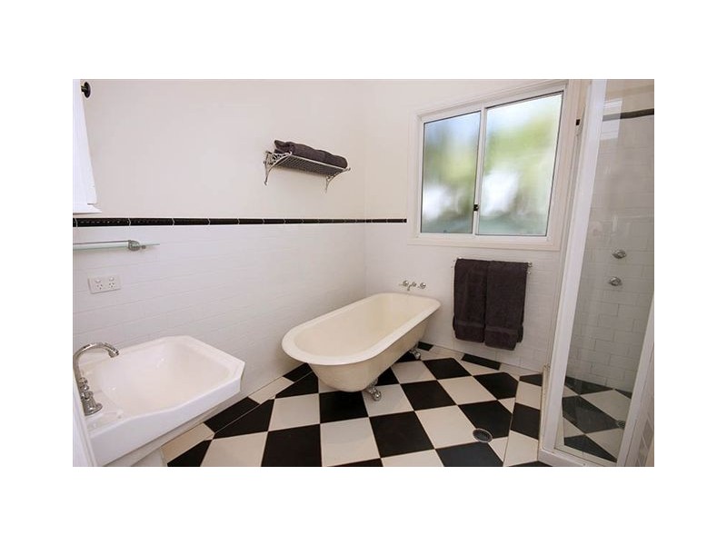 646 Cootharaba Road, Cootharaba QLD 4565