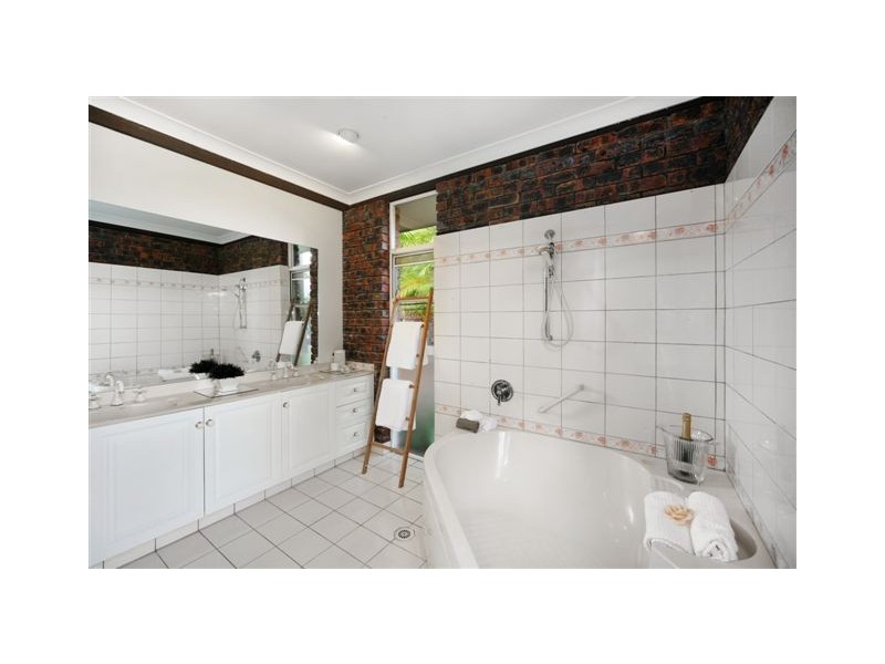96 Goodwin Street, Tewantin QLD 4565