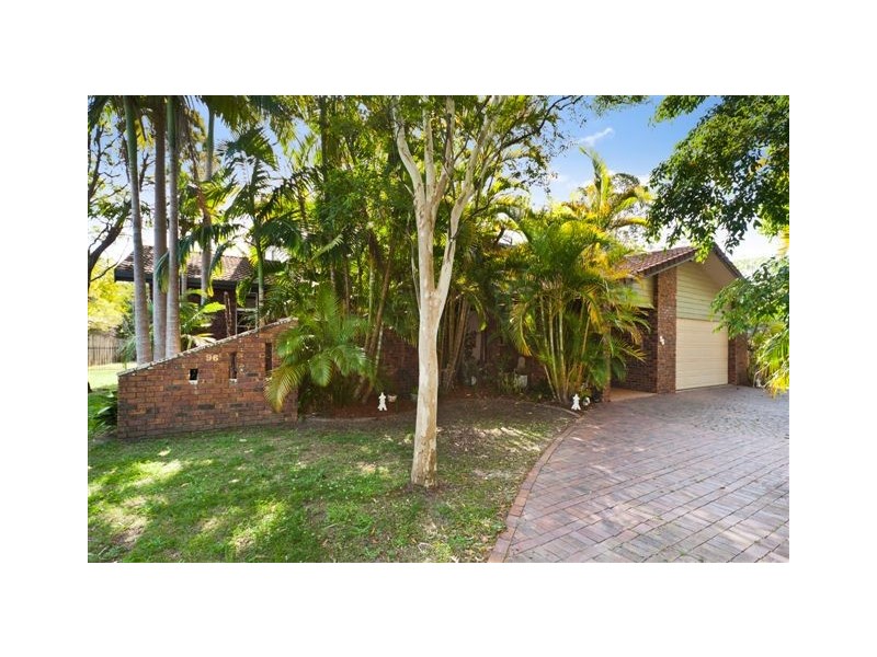 96 Goodwin Street, Tewantin QLD 4565