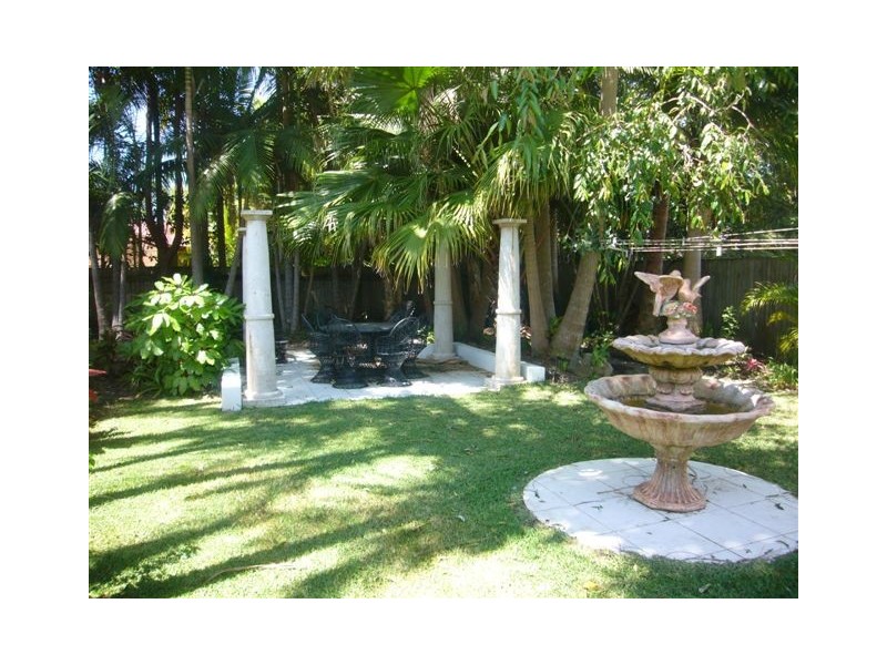 7 Woodland Court, Tewantin QLD 4565