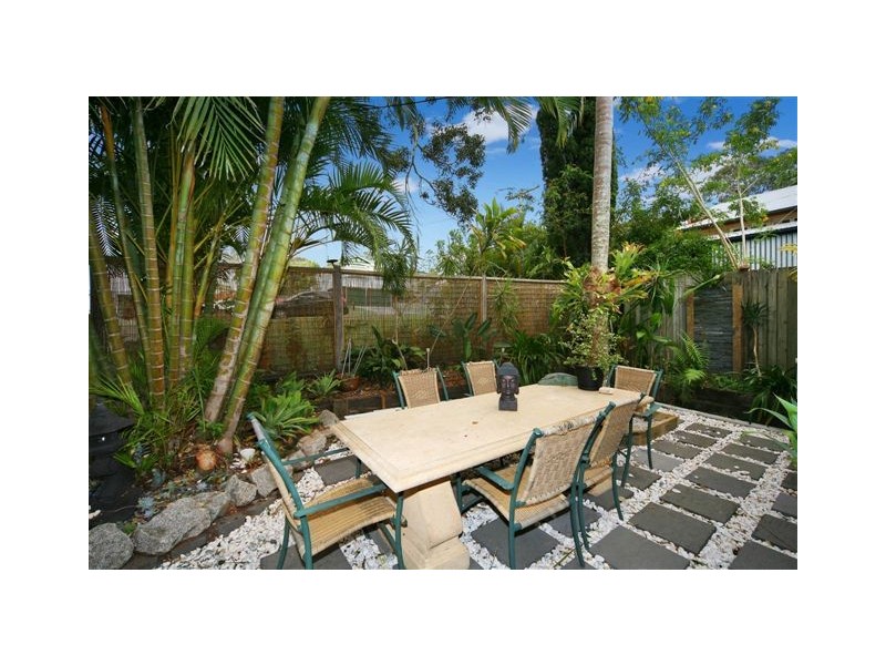 11 Hendry Street, Tewantin QLD 4565