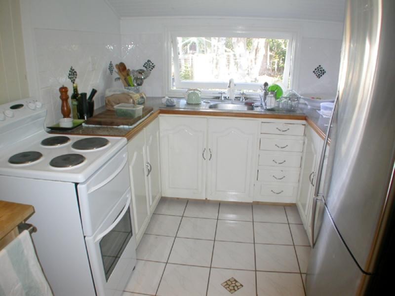 11 Station Street, Pomona QLD 4568