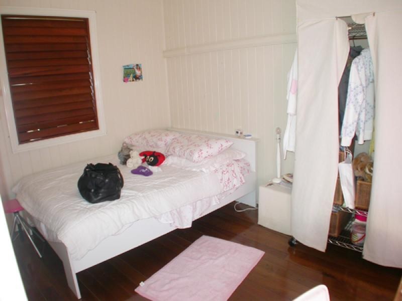 11 Station Street, Pomona QLD 4568