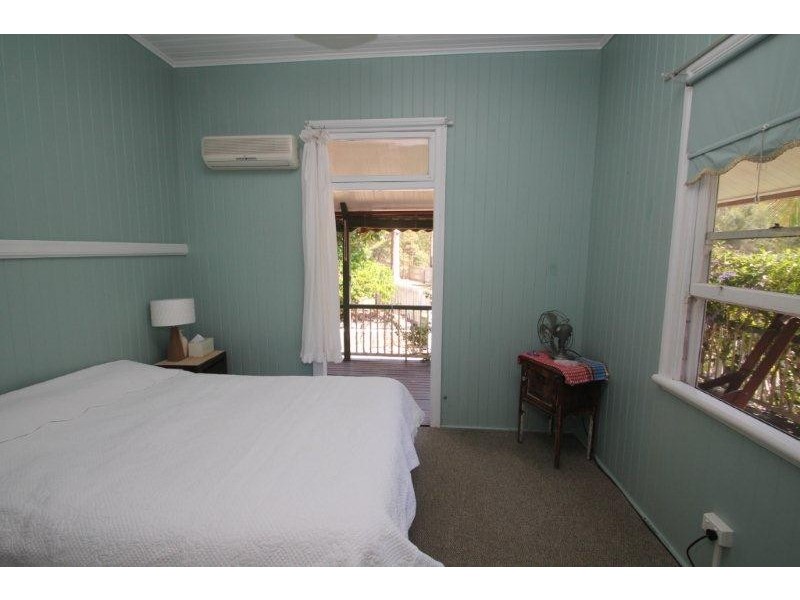 2 Pines Avenue, Cooroibah QLD 4565
