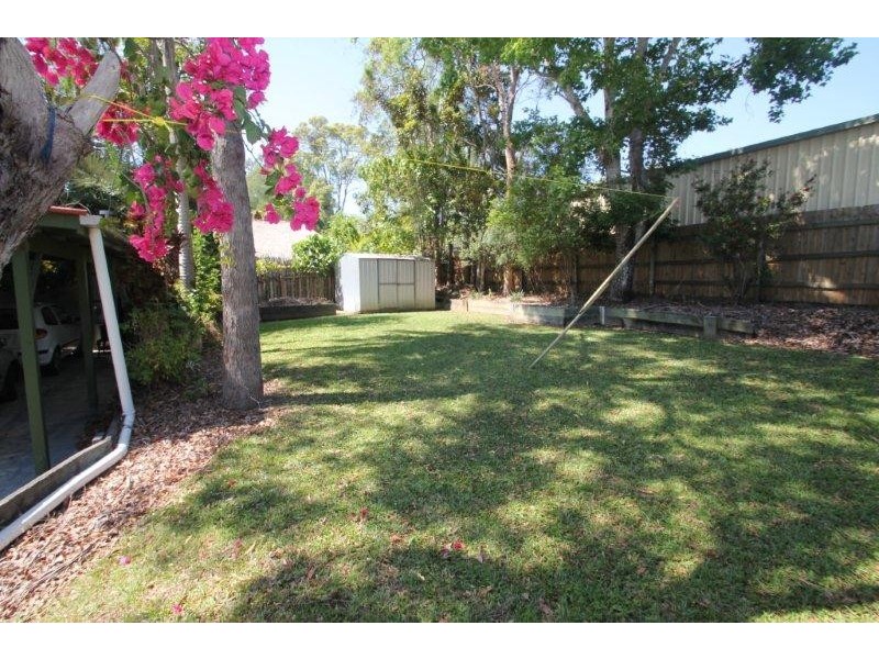 2 Pines Avenue, Cooroibah QLD 4565