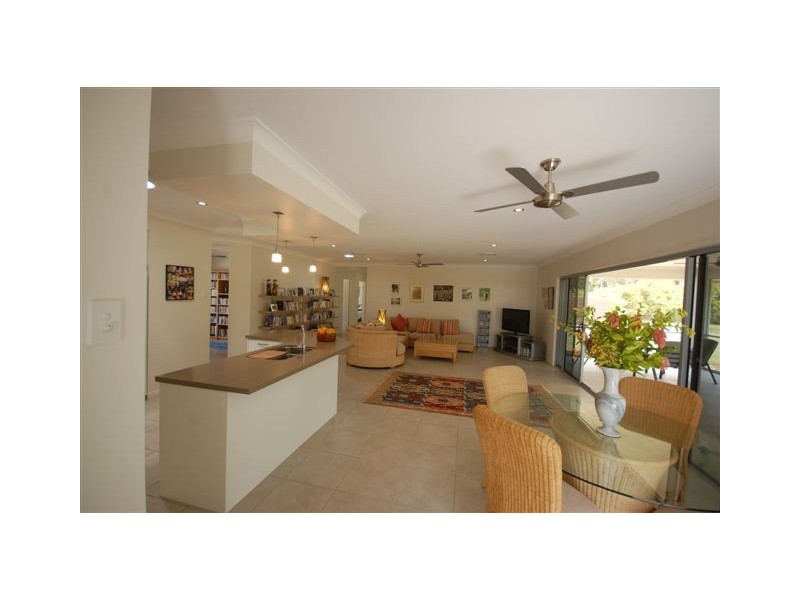 65 Edington Drive, Cooroibah QLD 4565