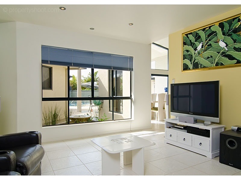 21 Tedford Drive, Tewantin QLD 4565