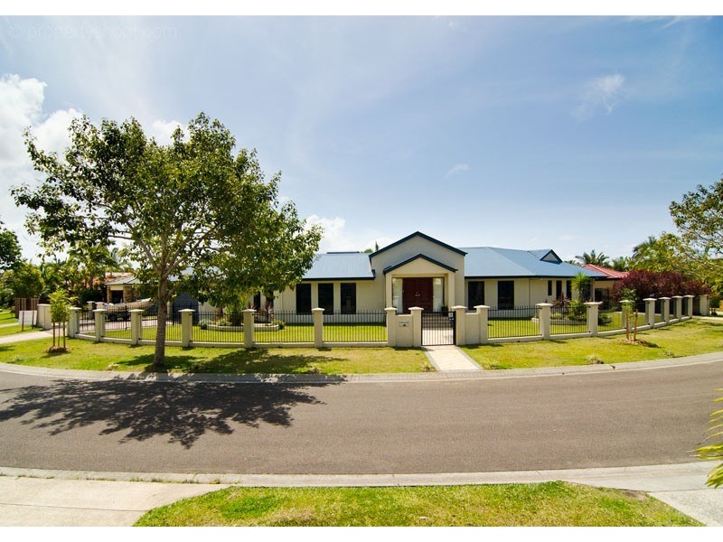 21 Tedford Drive, Tewantin QLD 4565