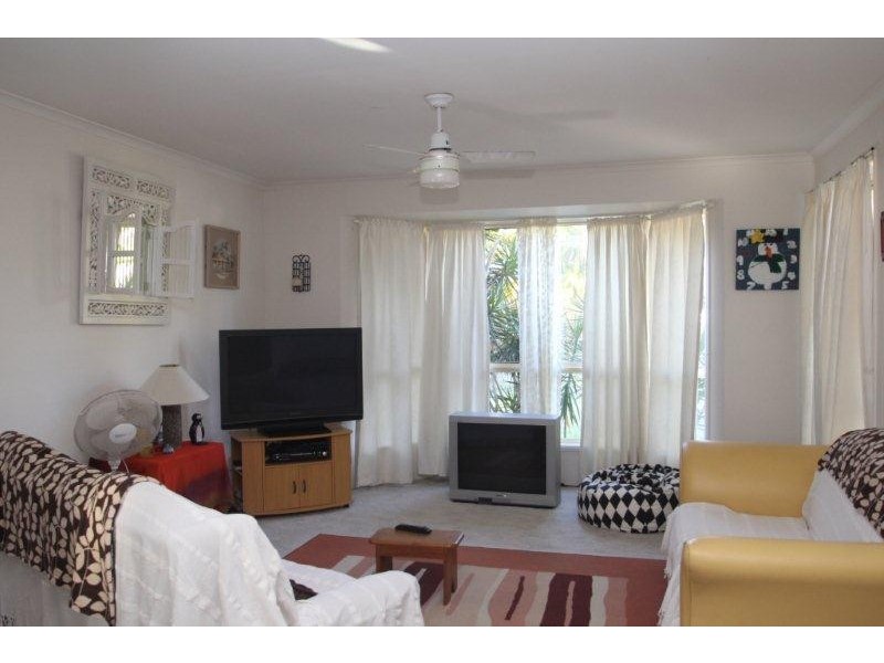 27 Tinaroo, Tewantin QLD 4565