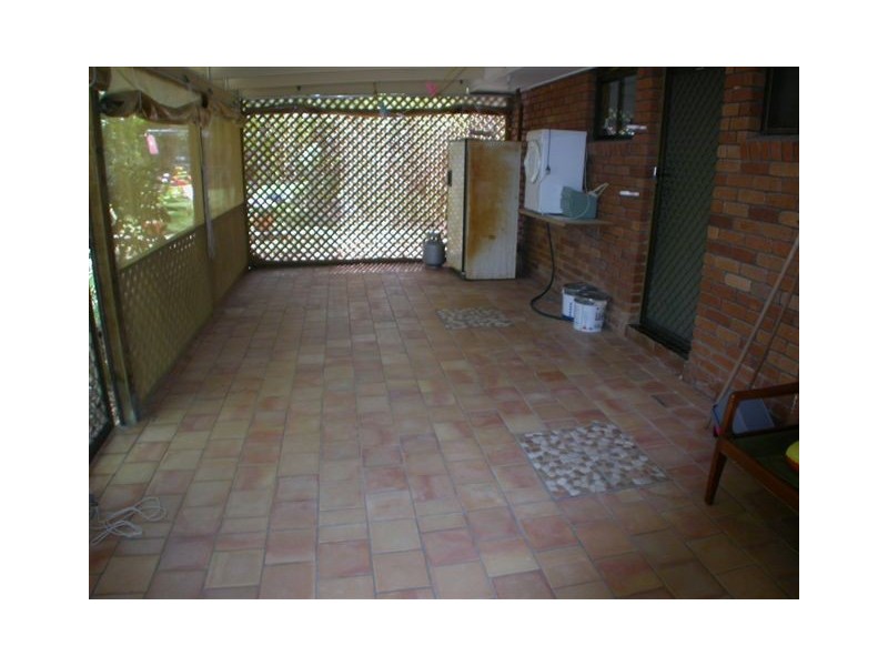 8 Maple Avenue, Tewantin QLD 4565