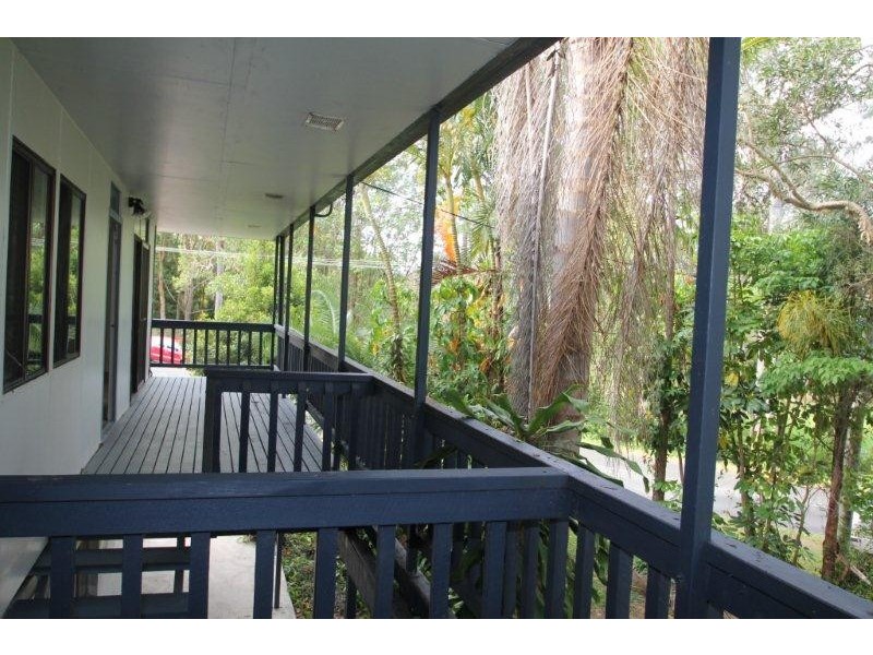 1 Pines Avenue, Cooroibah QLD 4565