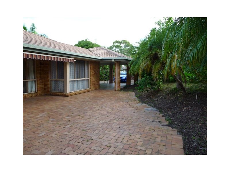 11 Maple Avenue, Tewantin QLD 4565