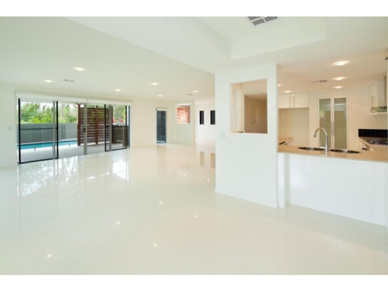 8 Jacksonia Place, Noosaville QLD 4566