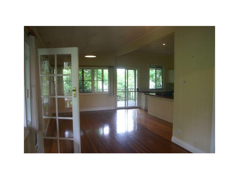 18 Hay Street, Tewantin QLD 4565