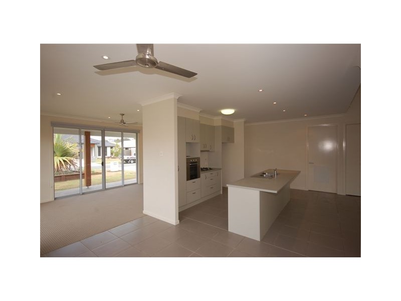 13 Burrell Avenue, Eumundi QLD 4562