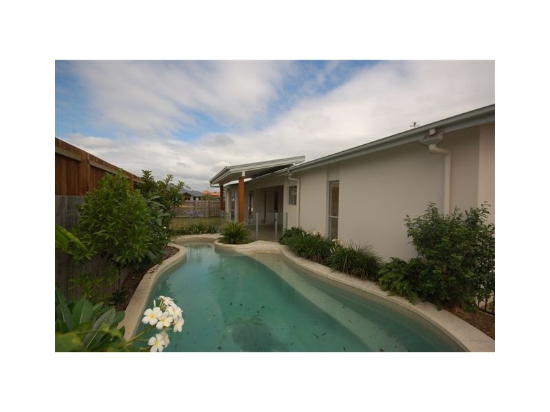 13 Burrell Avenue, Eumundi QLD 4562