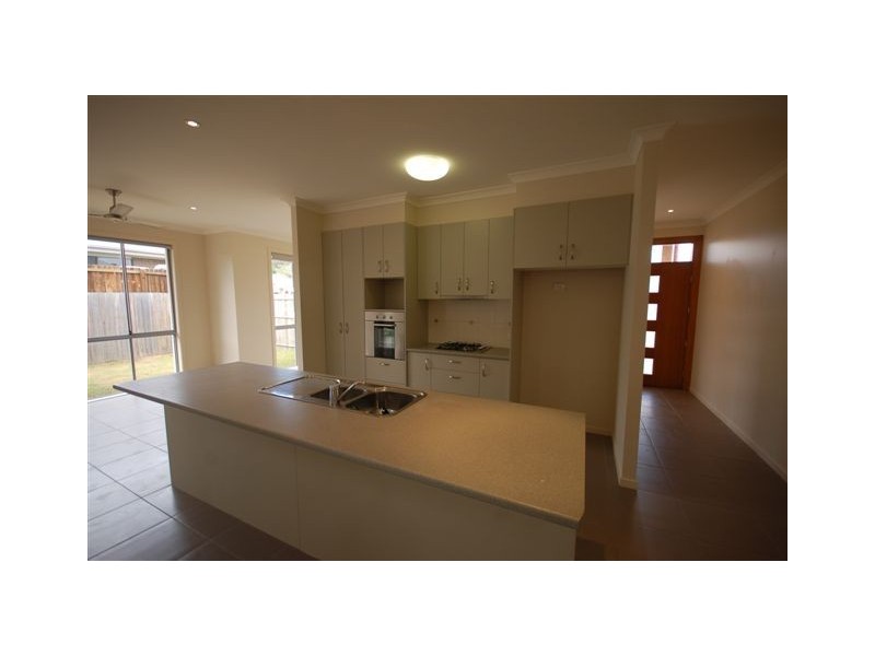 13 Burrell Avenue, Eumundi QLD 4562