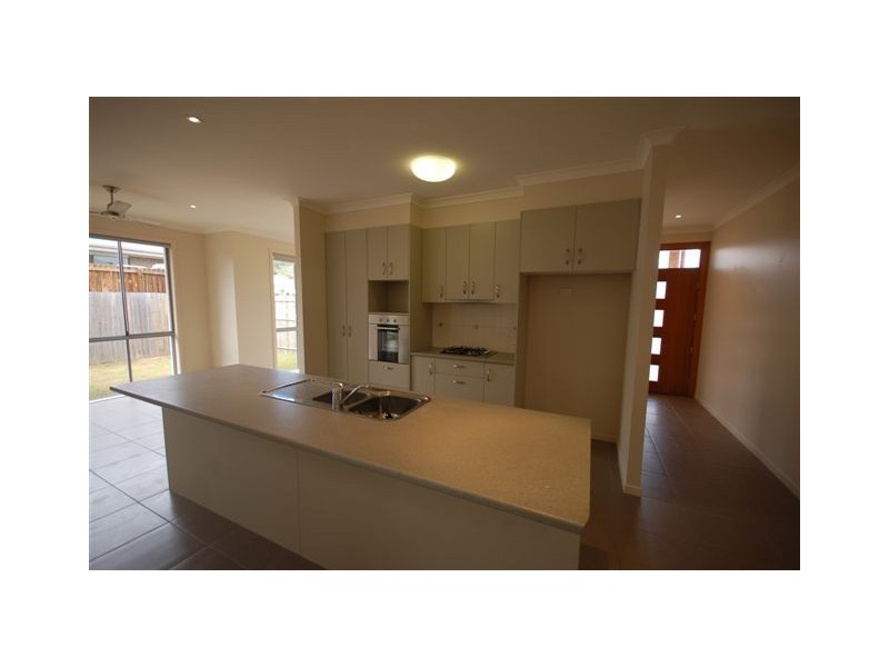13 Burrell Avenue, Eumundi QLD 4562