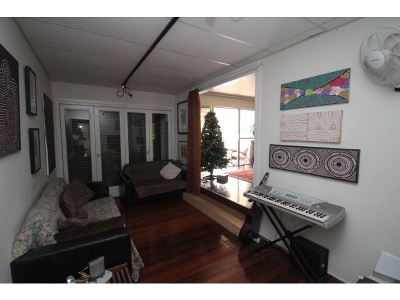 2 Ridge Street, Tewantin QLD 4565