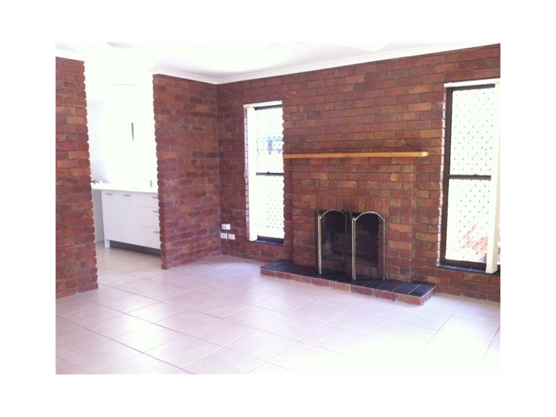 4 Hillcrest Avenue, Tewantin QLD 4565