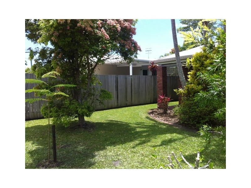 4 Hillcrest Avenue, Tewantin QLD 4565