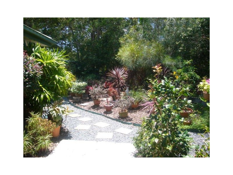 9 McKenna Court, Noosaville QLD 4566