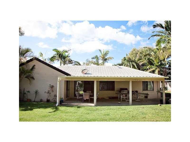 19 Tallgrass Avenue, Tewantin QLD 4565