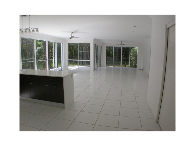 20 River Road, Tewantin QLD 4565