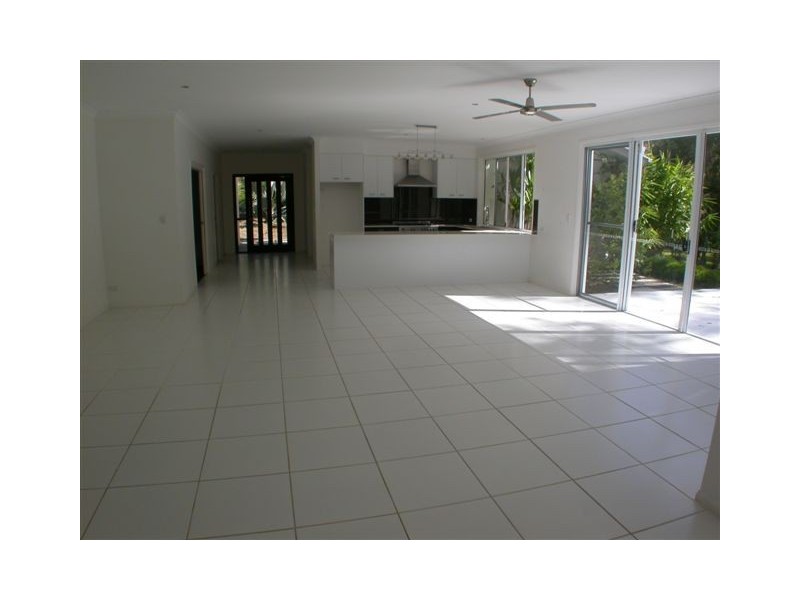 20 River Road, Tewantin QLD 4565