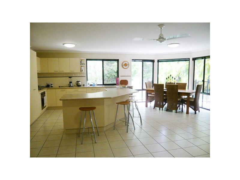 1 Admiral Place, Noosaville QLD 4566