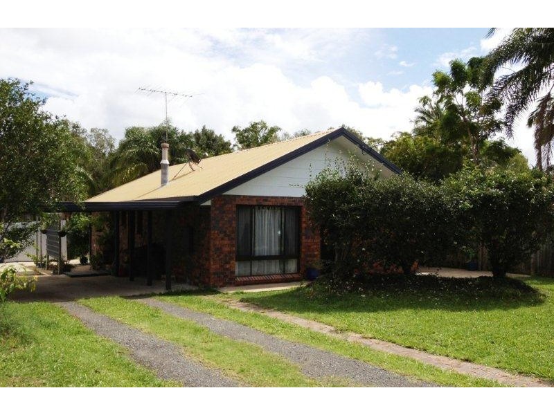 11 Pine Avenue, Tewantin QLD 4565